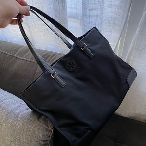 SOLD. Tory Burch handbag.